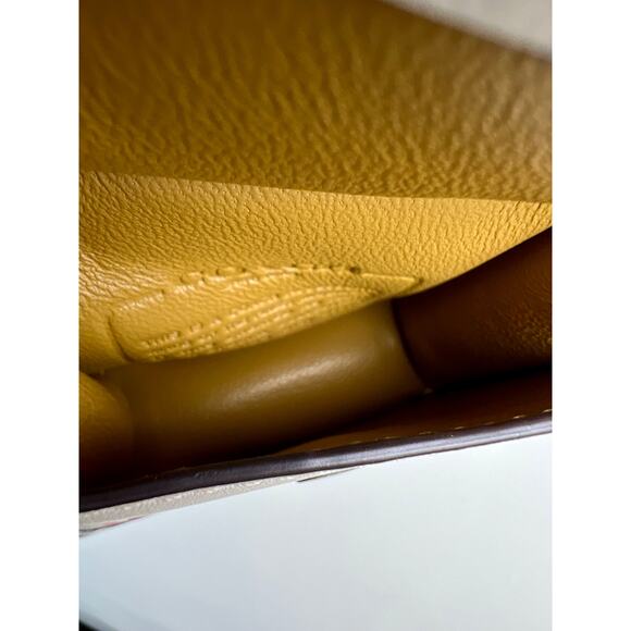 Coach Mini Willis Charm with heart print - Picture 9 of 9